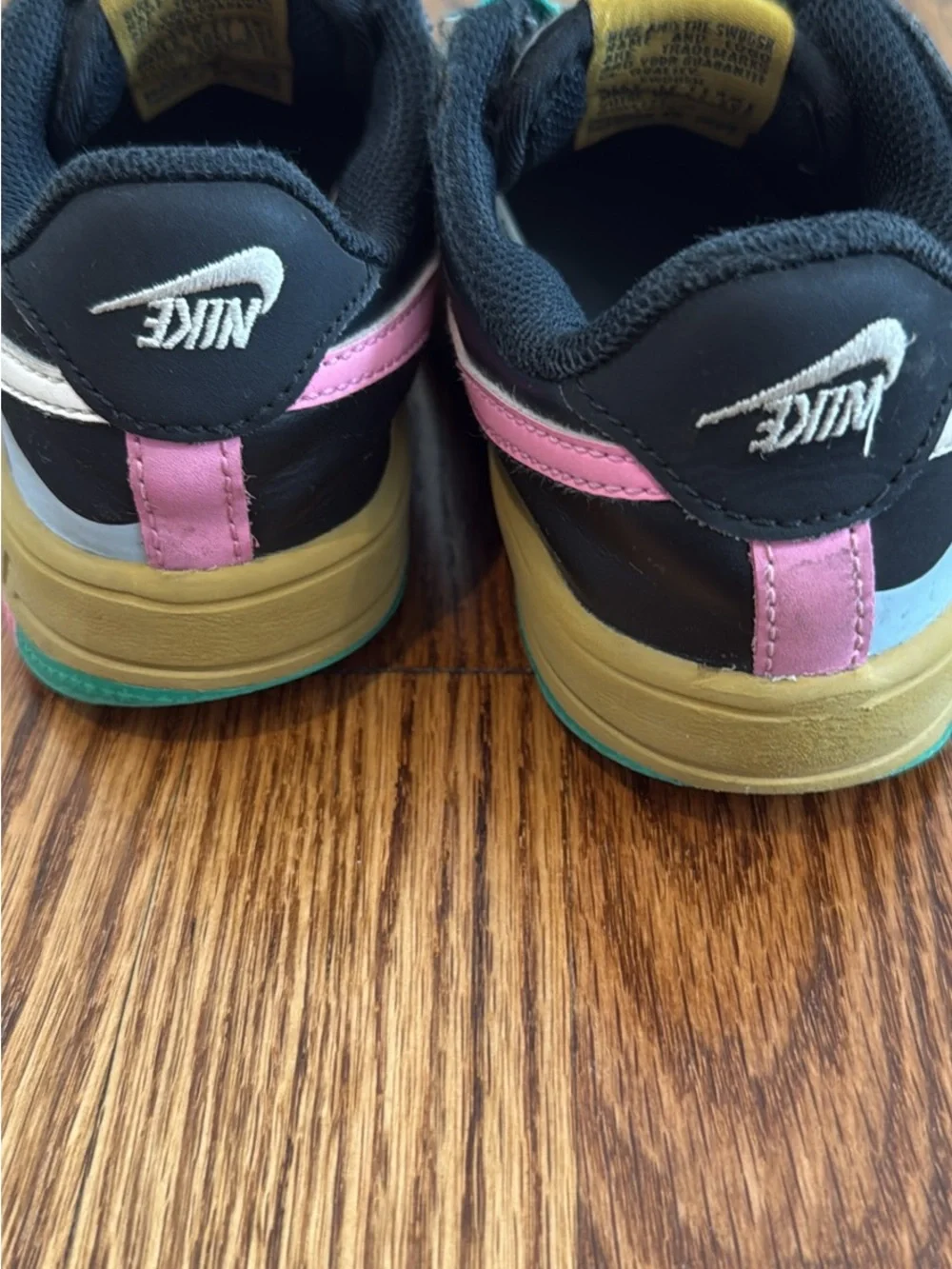 Nike Force 1 Low EasyOn LV8 2 sneakers